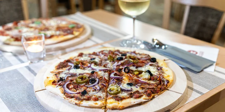 Itálie v Jeseníku: jedna nebo dvě pizzy podle výběru ze 7 druhů