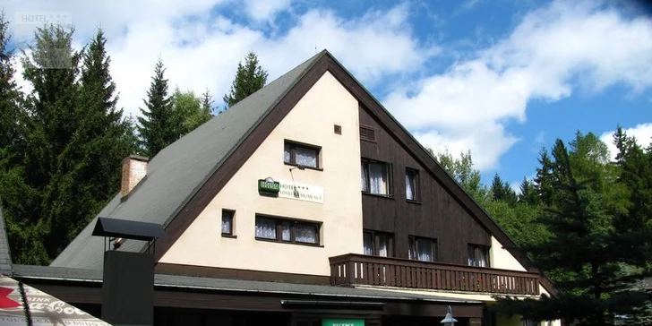 Zimní lyžařský tábor od 4 do 15 let v Harrachově (lze i s rodičem / prarodičem)