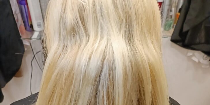 Vlasy jako nové: dámský střih vč. masky, keratin i botulotoxin