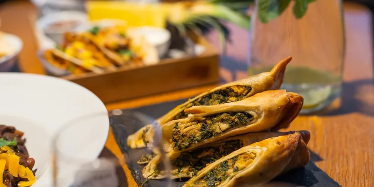 Mexické degustační menu o 4 chodech: nachos, polévka, tortilly, chilli, tacos i churros
