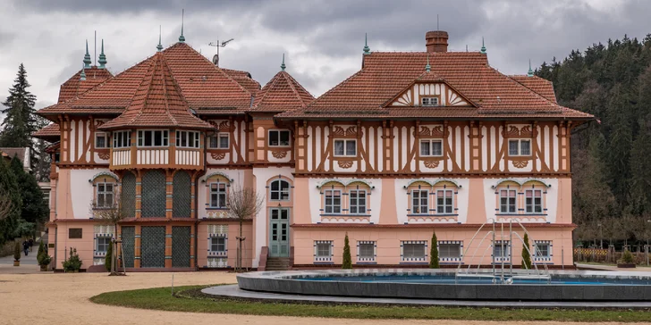 Apartmány se snídaní a vířivkou přímo v Luhačovicích na kolonádě