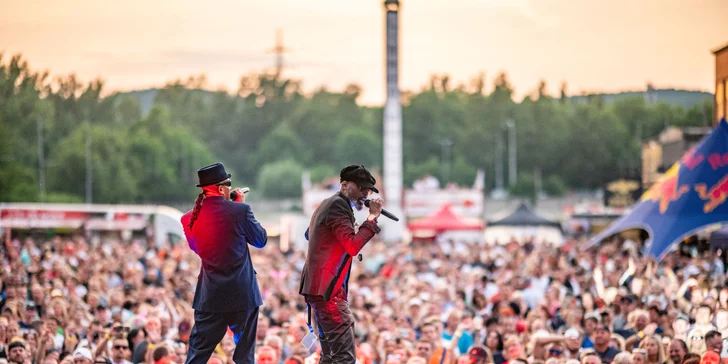 Vstupenka na Oldies festival: mega pařba pod širým nebem a hity 90. let