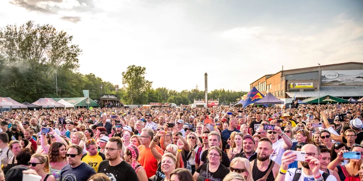 Vstupenka na Oldies festival: mega pařba pod širým nebem a hity 90. let