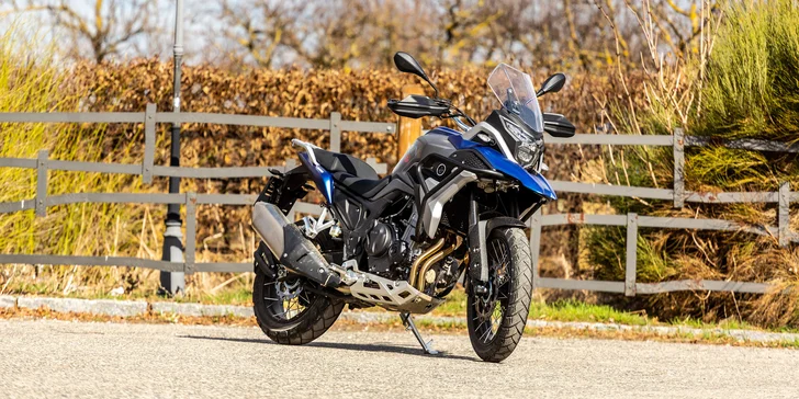 Zapůjčení motorky na den nebo víkend: Jawa 350 Scrambler, Pérák, 500 RMV nebo BMW 1200 GS