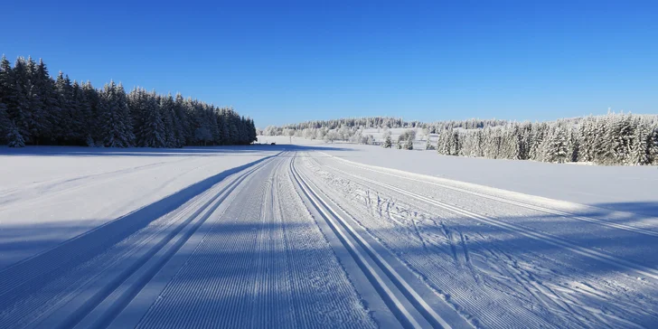 Dovolená na břehu Lipna: hotel s polopenzí a sport na Lipně i v Rakousku