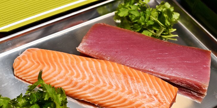 Kurz přípravy sushi a dalších japonských specialit včetně filetování lososa, ochucení rýže atd.