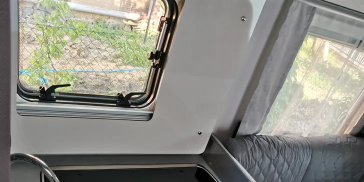 Pronájem plně vybaveného obytného vozu Etrusco T 7400 SBC na 2 až 7 dní