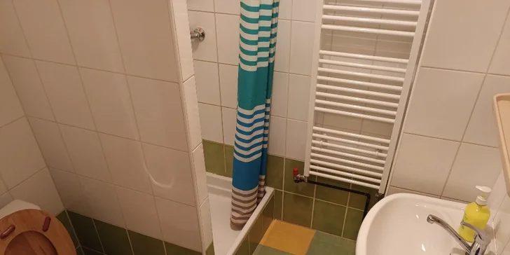 Dovolená v Adršpachu: vybavené apartmány i varianta se snídaní, 6 km od vstupu do skal