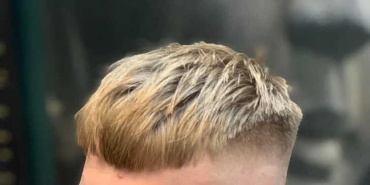 Nelly Carter Barber Shop: pánský i dětský střih, úprava vousů strojkem či břitvou