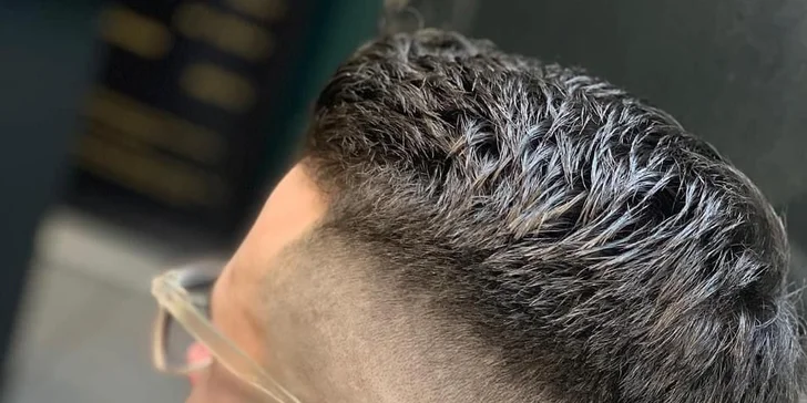 Nelly Carter Barber Shop: pánský i dětský střih, úprava vousů strojkem či břitvou