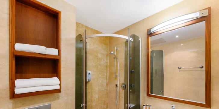 Vyrazte objevovat Budapešť: skvělý 4* hotel v historickém centru se snídaní