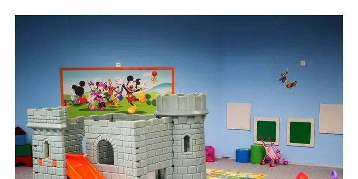 Vstupné do dětského koutku Mickey pro dítě vč. doprovodu