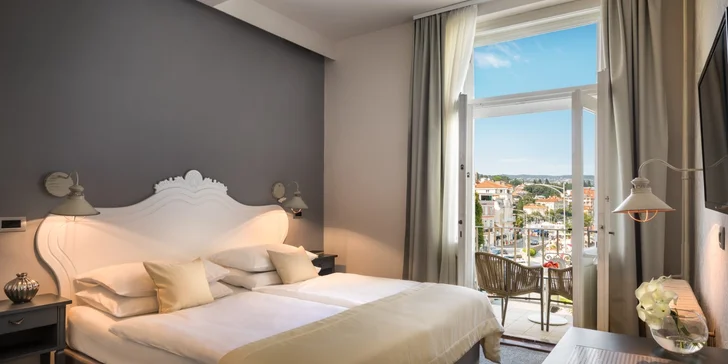 Letní dovolená na Opatijské riviéře: hotel se stravou, pláž, bazén, first minute slevy