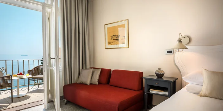 Letní dovolená na Opatijské riviéře: hotel se stravou, pláž, bazén, first minute slevy
