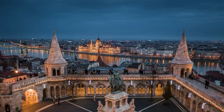 Pobyt v moderním hotelu v centru Budapešti se snídaní a neomezeným využíváním saun