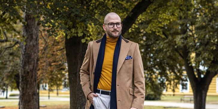 Voucher do salonu s pánskou módou: košile, saka a trojdílné obleky z prémiové kolekce českého návrháře