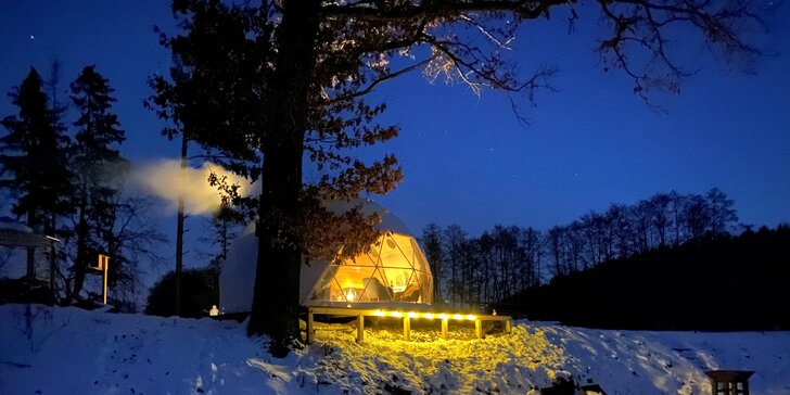 Glamping: vymazlené iglú u Prachovských skal, neomezený relax ve wellness a každé ráno snídaně