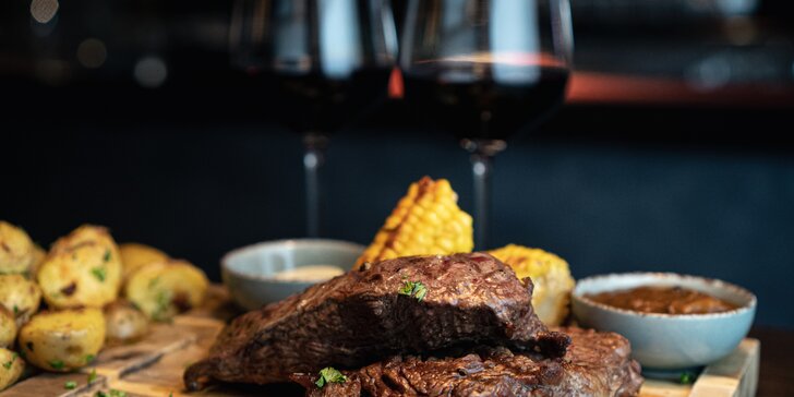Steakové menu pro dva: flank steak a rib-eye z Black Angus, přílohy, omáčky a víno
