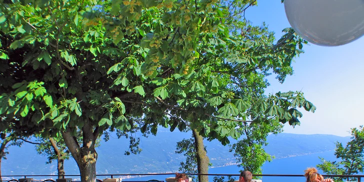 Dovolená u Lago di Garda: hotel v Tignale, polopenze, wellness a degustace vín ve vinařství