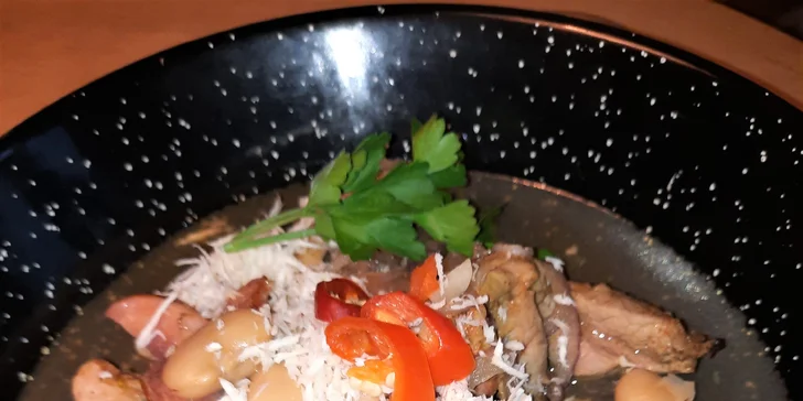 Pivní lázeň a tříchodové menu v Kyjovském pivovaru pro 2 osoby