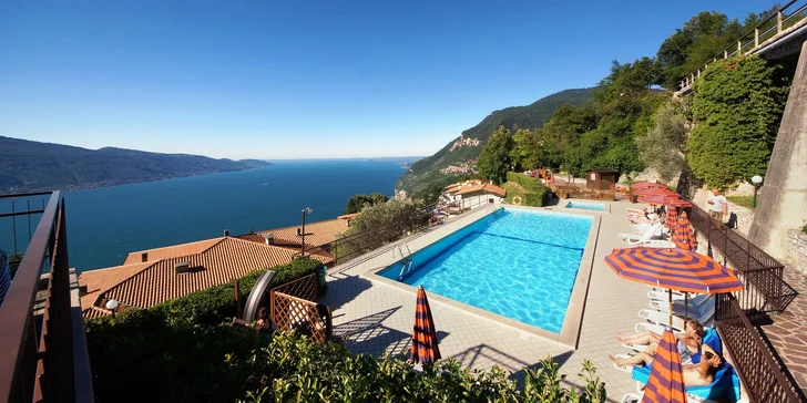 Dovolená u Lago di Garda: hotel v Tignale, polopenze, wellness a degustace vín ve vinařství