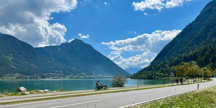 Dovolená v rakouských Alpách až pro 4 osoby: středisko Mayrhofen, snídaně a saunový svět