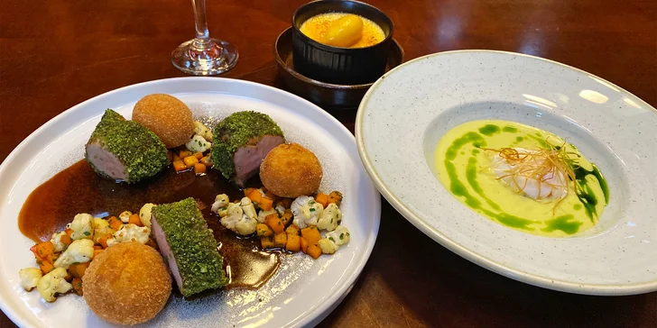 Degustační tříchodové menu pro 2 osoby s výhledem na golfové hřiště