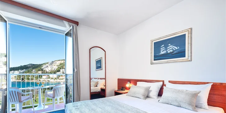 Hotel Komodor*** v Dubrovníku: polopenze, bazén a lokalita hned u pláže