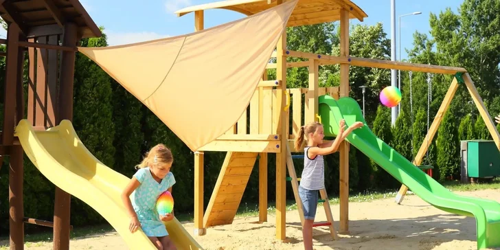 Pobyt u Balatonu: polopenze, neomezený wellness s vířivkou, saunou i adults only hodinami