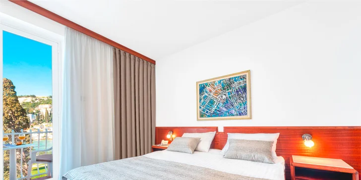 Hotel Komodor*** v Dubrovníku: polopenze, bazén a lokalita hned u pláže