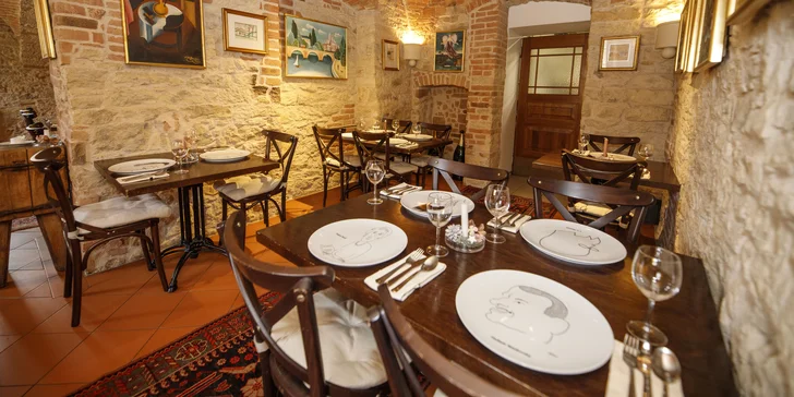 Pobyt ve Dvoře Hoffmeister 15 minut od Prahy: romantická atmosféra a vyhlášená restaurace