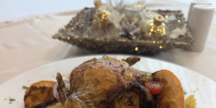Čtyřchodové degustační menu pro 2 osoby včetně přípitku