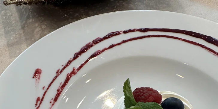 Čtyřchodové degustační menu pro 2 osoby včetně přípitku