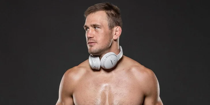 Privátní trénink s bývalým zápasníkem UFC Viktorem Peštou pro jednoho i dva bijce