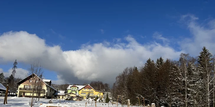 Až 7denní relax v Jeseníkách: snídaně či polopenze s lahví vína