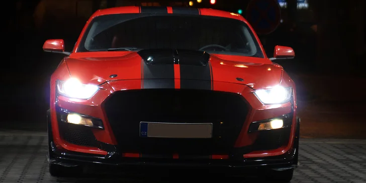 Zapůjčení Ford Mustang 3.7 V6 na 6 hodin, několik dní i celý týden