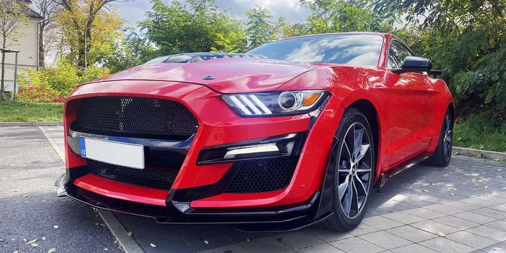 Pronájem Fordu Mustang GT v Shelby paketu na 40 min. nebo až 24 hodin ve všední dny