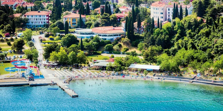 Dovolená v letovisku Izola: 4* hotel, snídaně, bazén, pláž s tobogánem, 2 děti do 14,9 let zdarma