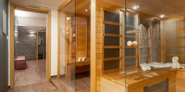 Onyx****Luxury