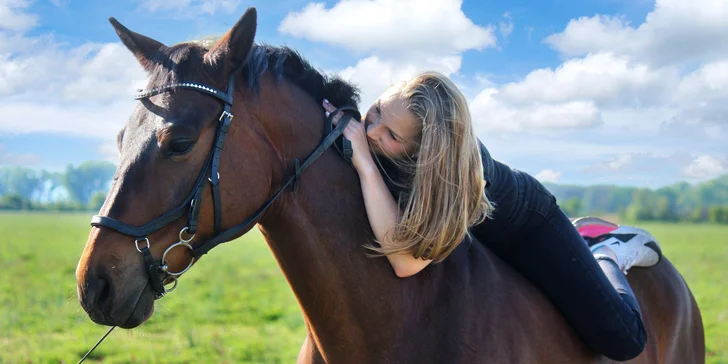 Zábava v sedle: příměstský tábor s koňmi pro děti od 6 let do 18 let