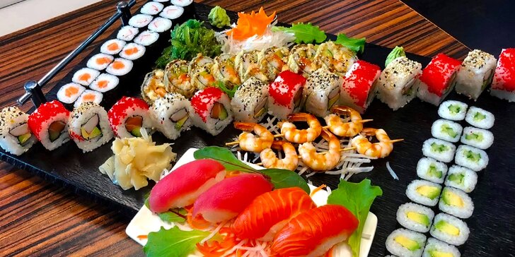 Pestré sushi sety: 24, 40 nebo 63 ks s avokádem, krevetami i lososem