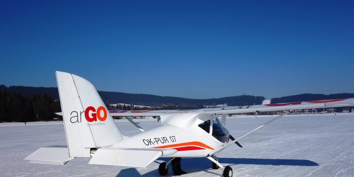 Vzhůru do výšin: let sportovním letounem z letiště Příbram na 30 minut