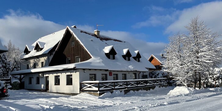Silvestr či zima v Beskydech s polopenzí, neomezenou saunou i fitness