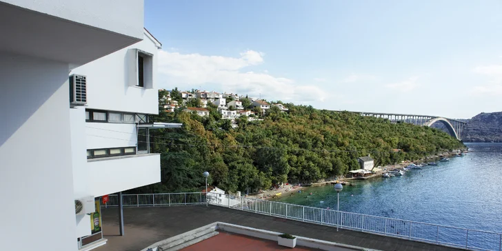Pohoda kousek od Rijeky: hotel přímo u moře a bufetová polopenze