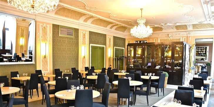 Luxusní talíř tygřích krevet podávaných na tři způsoby