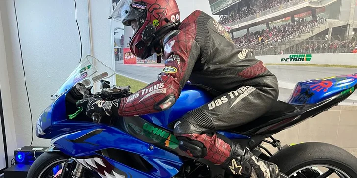 Jízda na oficiálním simulátoru Moto GP: až 70 min. adrenalinu pro 1 osobu