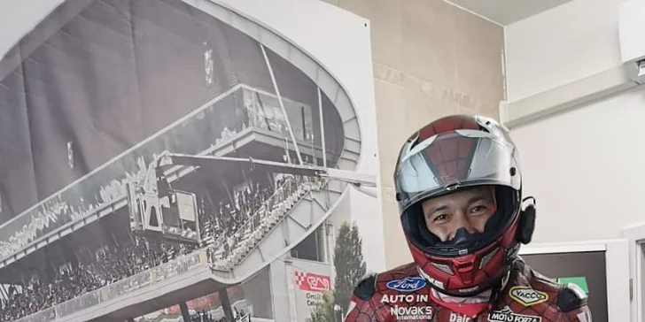 Jízda na oficiálním simulátoru Moto GP: až 70 min. adrenalinu pro 1 osobu