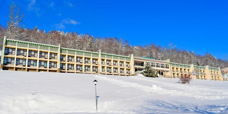 Dovolená v polských Beskydech: hotel u sjezdovky, snídaně či polopenze a wellness