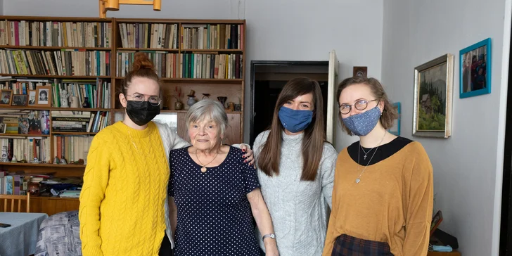 Potěš obědem: projekt, který pomáhá sociálním podnikům a seniorům v tíživé situaci