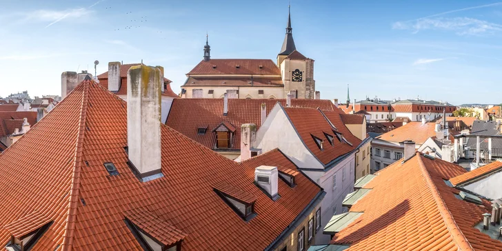 Pobyt v samém srdci historické Prahy: ubytování u Staroměstského náměstí, snídaně i uvítací balíček